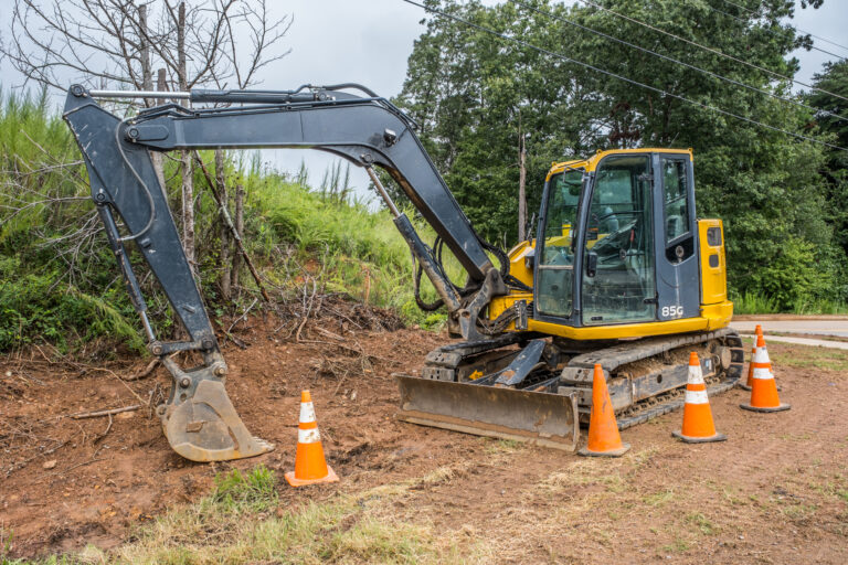 backhoe-service-in-Marquette-michigan